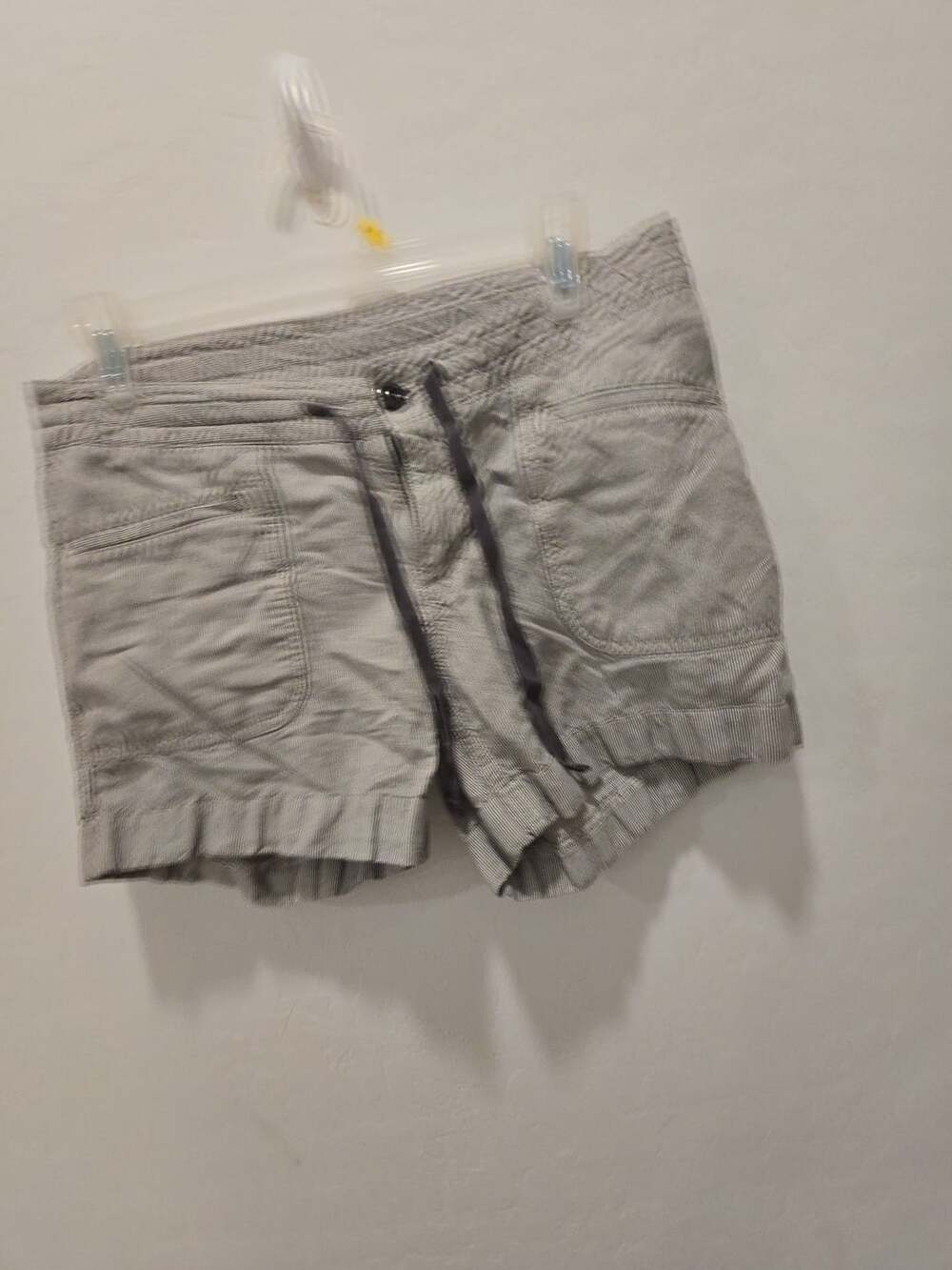 The North Face Striped Shorts Gray Linen Cotton Blend